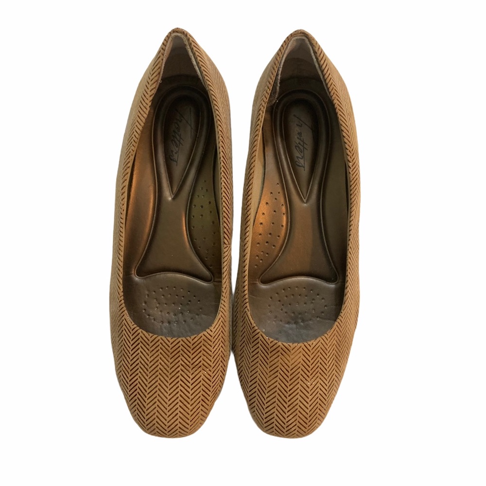 Trotters brown herringbone pattern slip on shoes Women’s 10